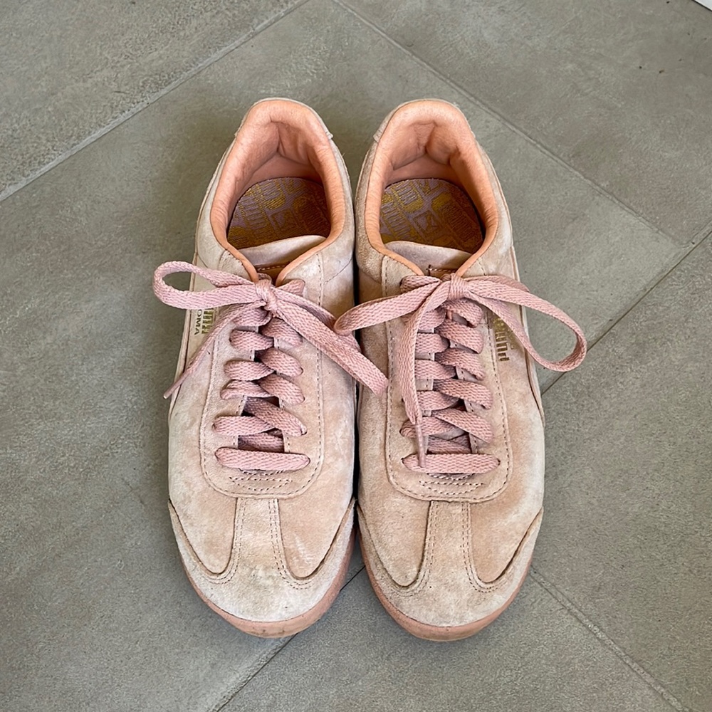 Soft pink suede Puma Roma, size 6.5 womens.